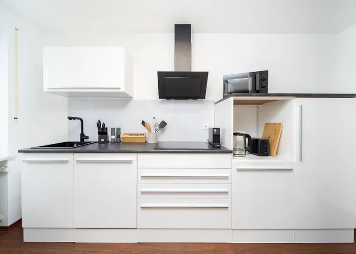 Ladolcevita - 100M2 Apartment In Zentraler Lage