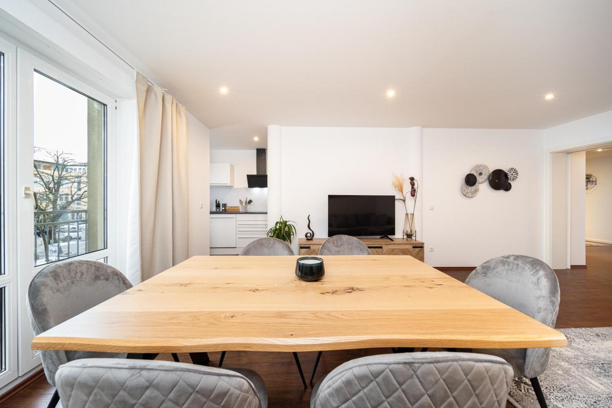 Ladolcevita - 100m2 In Zentraler Lage Apartment